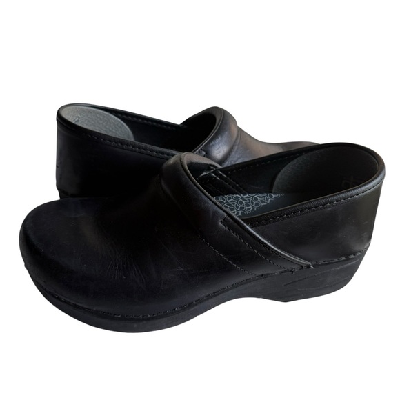 Dansko XP 2.0 Clogs Womens 38 Black Slip On Closed Toe Comfort Work Shoes - Picture 1 of 9